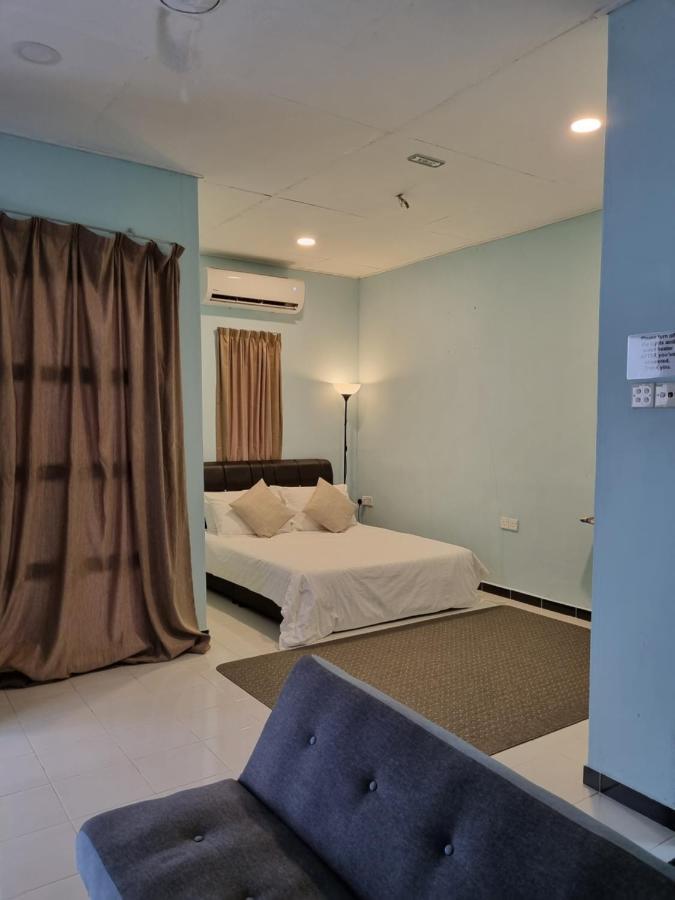 Seven Stones Langkawi Bed & Breakfast Пантай Ченанг Екстериор снимка