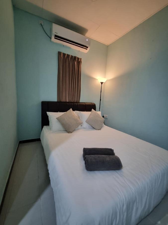 Seven Stones Langkawi Bed & Breakfast Пантай Ченанг Екстериор снимка
