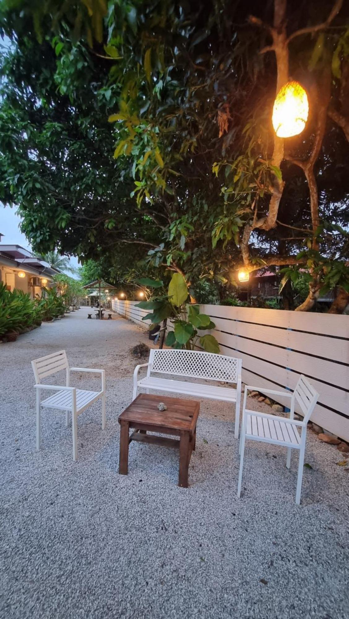 Seven Stones Langkawi Bed & Breakfast Пантай Ченанг Екстериор снимка